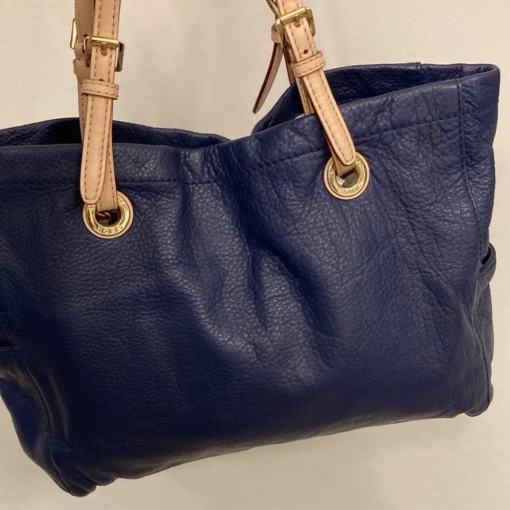 Michael Kors Handbag - Picture 11 of 12